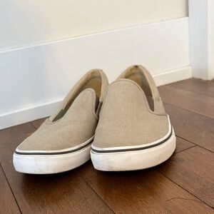 Men's Eddie Bauer Slip-On Canvas Loafers in Light Taupe